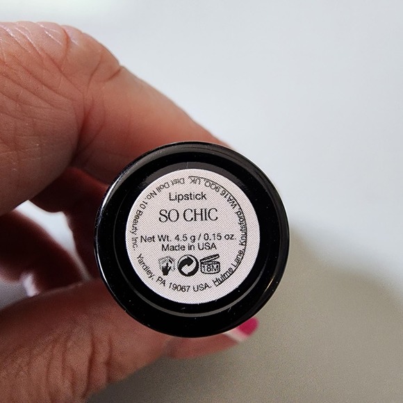 Doll 10 So Chic Lip Rouge Lipstick New, Never Used - Picture 2 of 3